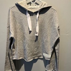 Calvin Klein Cropped Sweatshirt